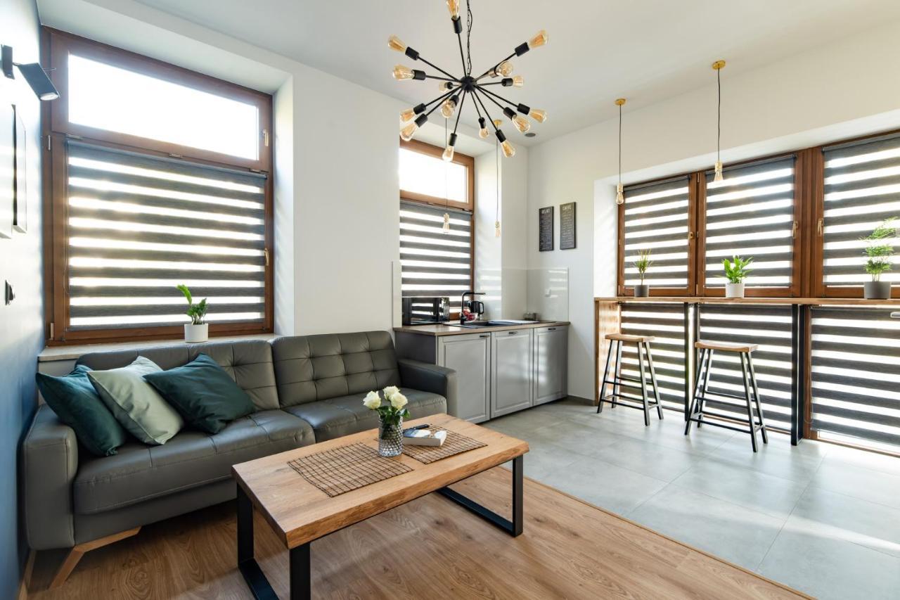 Neo Unique & Bright Apartments, Free Parking, 15Min Old Town & Kazimierz - By Homelike คราคูฟ ภายนอก รูปภาพ