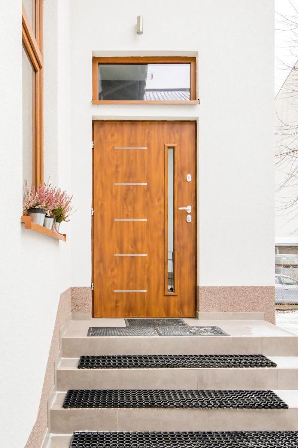 Neo Unique & Bright Apartments, Free Parking, 15Min Old Town & Kazimierz - By Homelike คราคูฟ ภายนอก รูปภาพ
