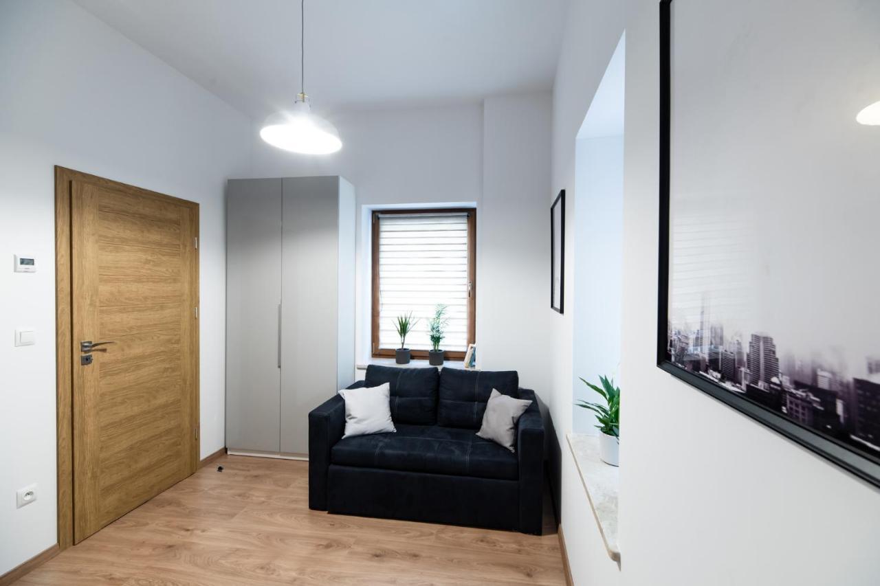 Neo Unique & Bright Apartments, Free Parking, 15Min Old Town & Kazimierz - By Homelike คราคูฟ ภายนอก รูปภาพ