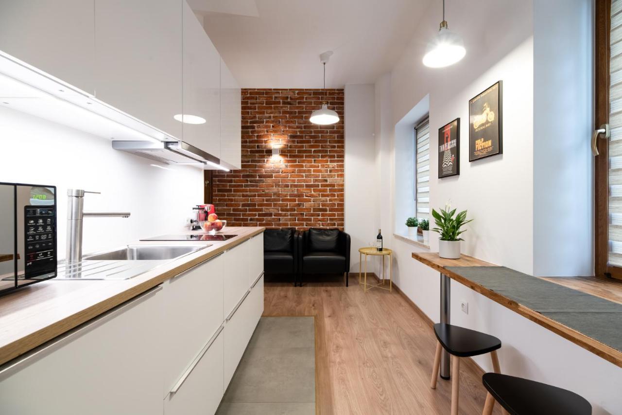 Neo Unique & Bright Apartments, Free Parking, 15Min Old Town & Kazimierz - By Homelike คราคูฟ ภายนอก รูปภาพ